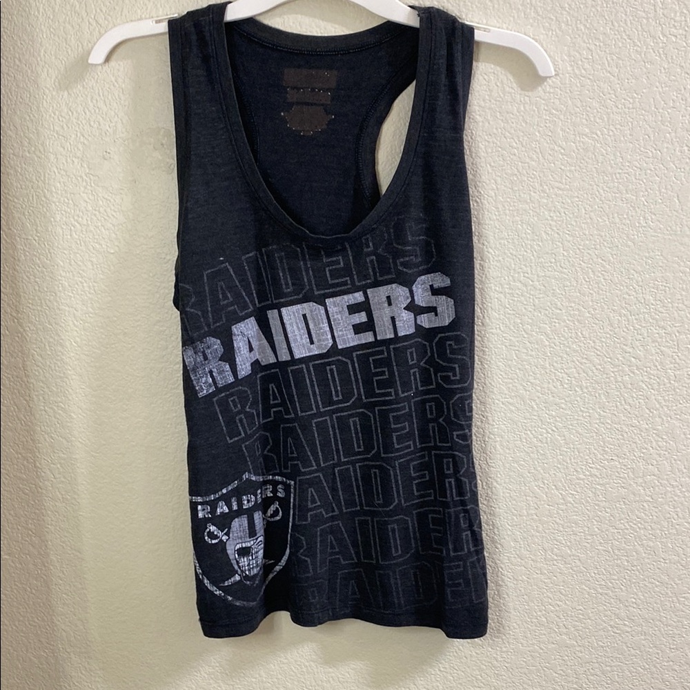 Black Raiders Tank Top‎